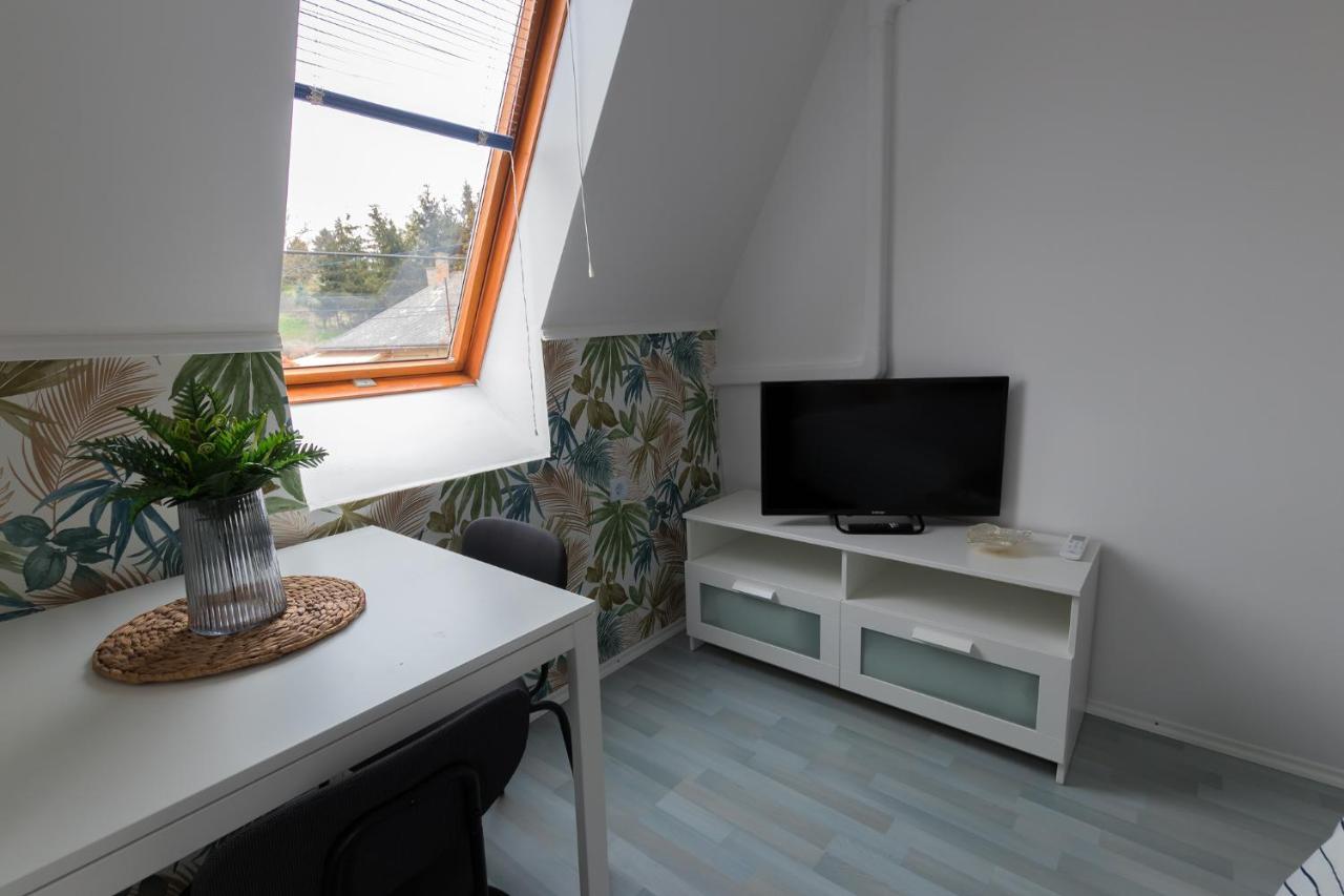 Ketpava Vendeghaz Hotel Igal Buitenkant foto